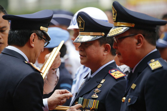 Ronny Sompie Terima Satyalencana Wira Karya, Ketum PPWI: Selamat