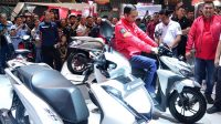 Kunjungi Indonesia Motorcycle Show, Jokowi Puji Produk Lokal
