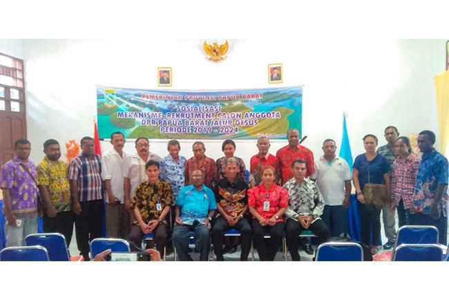 Kesbangpol Papua Barat Gelar Sosialisasi Kursi DPRD Otsus