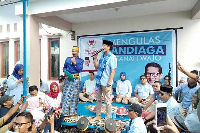 Sandiaga Uno Kunjungi Wajo Sulsel, Ziarah ke Makam Kakek Wali Songo