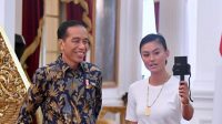 Agnez Mo Ngevlog Bareng Jokowi di Istana