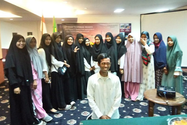 Forum Remaja Masjid Gowa Berdayakan Umat Dengan Koperasi Masjid