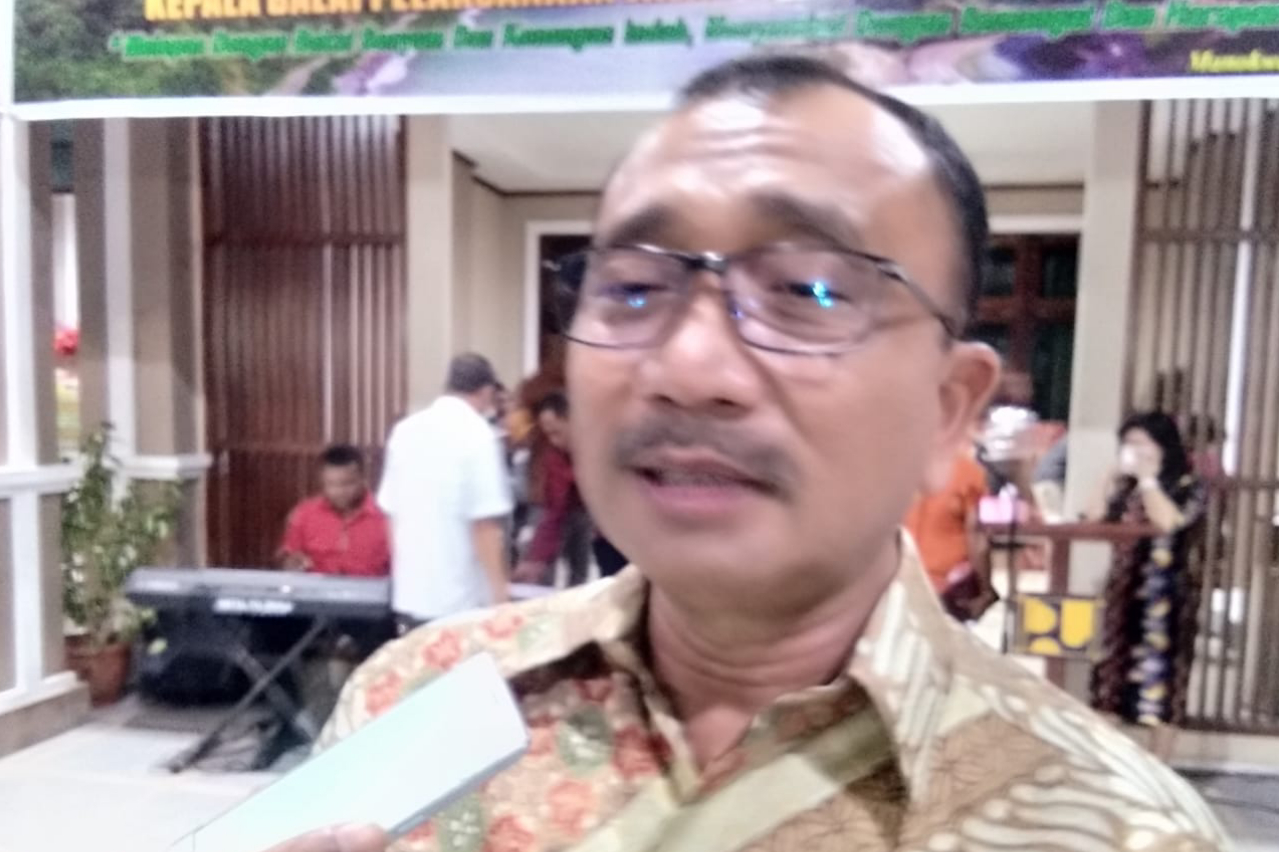 Ruas Jalan Nasional Bintuni-Manokwari Rusak dan Akan Dibenahi