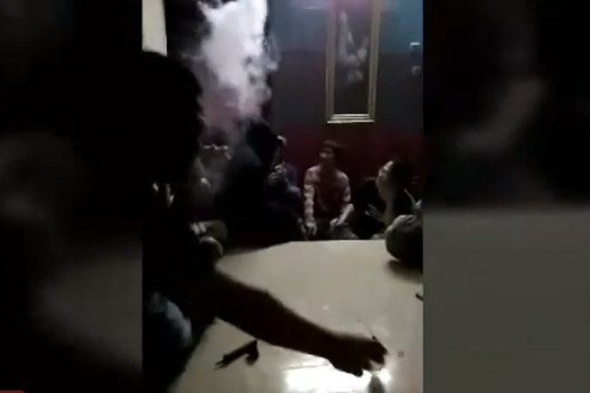 Rekaman Tersembunyi, Diduga Napi Pesta Narkoba Dalam Lapas Cipinang