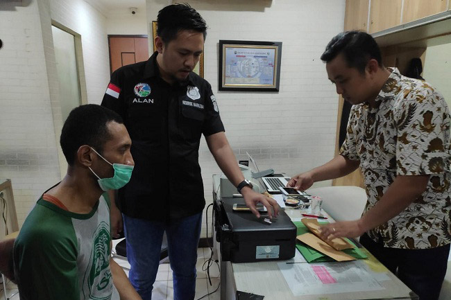 Edo Idol 2007 Dibekuk Satresnarkoba Polres Jakbar Karena Sabu