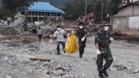 Tim Evakuasi Kembali Temukan Dua Jasad Korban Banjir di Sentani