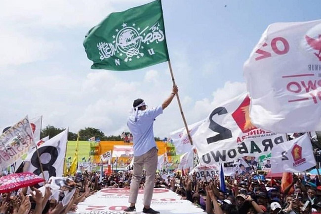 PCNU Lumajang Kecewa Sandiaga Kibarkan Bendera NU Saat Kampanye