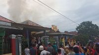 Dua Unit Rumah Mewah di Raha Ludes Terbakar