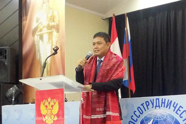 People Power dan Kedaulatan Riil Rakyat Yang Paling Konstitusional. Oleh: Yudi Syamhudi Suyuti,