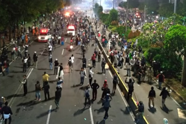 Alumni LBH YLBHI: Copot Kapolri dan Wiranto