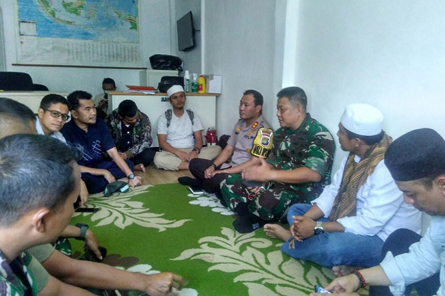 Usai Aksi 22 Mei, Wakapolres Jakbar Datangi Markas FPI