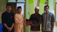 LKA MPM UINAM Wakafkan 1000 Al-Qur'an di NTT dan Bulukumba