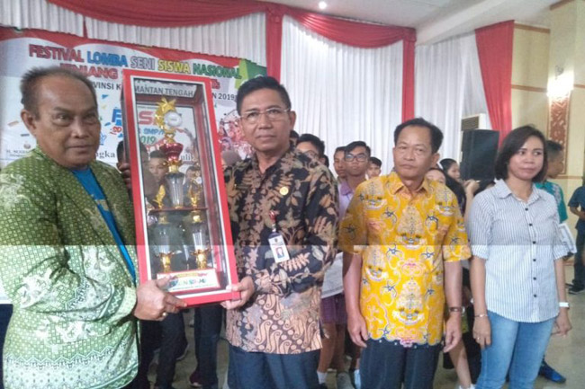 4 Siswa Kapuas Wakili Kalteng ke Tingkat Nasional O2SN dan FLS2N