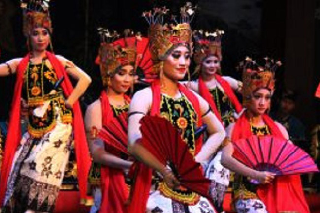 Dinas Pariwisata Banyuwangi Berlakukan Group Pentas Seni Wajib Punya Ijin Legalitas