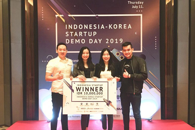 Tim Mhomecare Menang di Indonesia-Korea Startup Demo Day 2019