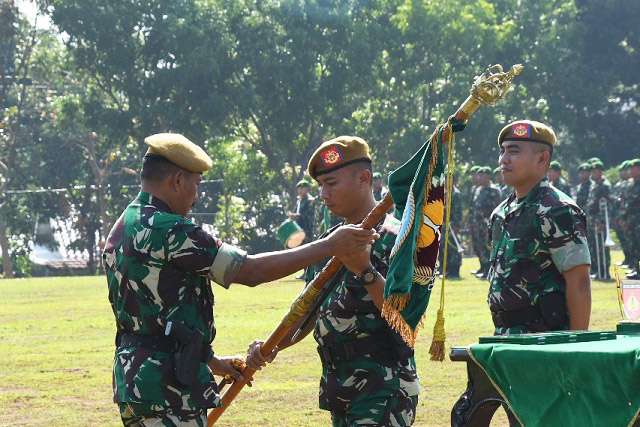 Tongkat Kepemimpinan Danyon Arhanud 15/DBY Diserahterimakan