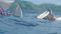 Kapal Yang Ditumpangi Wartawan Istana di Labuan Bajo Terbalik