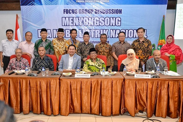 Azis Syamsuddin Apresiasi Mobil Listrik Gagasan LDII