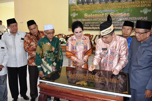 Kantor Sekretariat Bersama MUI dan NU Kabupaten Kapuas Diresmikan