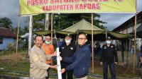 BSM KCP Kapuas Sumbangkan Spanduk Himbauan Covid-19