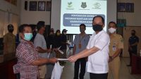 Bupati Kapuas Serahkan Simbolis BLT Kemensos ke Warga