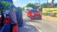 Patroli Gabungan Tinjau Pos Perbatasan di Hari Pertama PSBB Kapuas