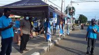 Jelang HUT Kota Sorong Ke-21, KNPI Bagi-Bagi Masker