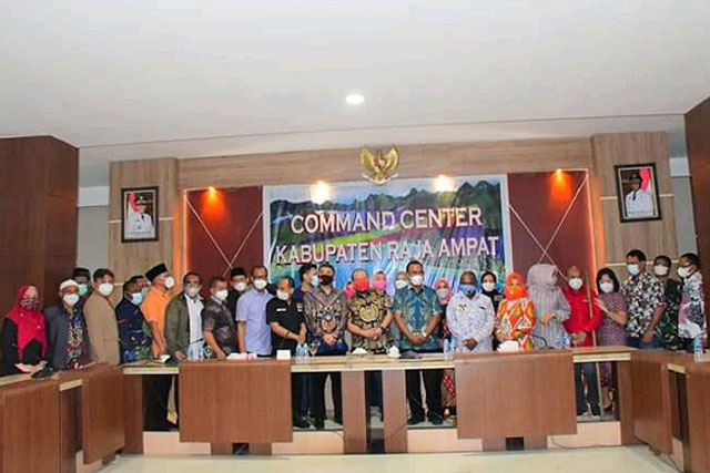 Bupati Raja Ampat Minta Pemekaran Wilayah Dipercepat