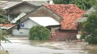 Nama Ahok Jadi Trending Topic Gegara Banjir, Netizen Perang Cuit