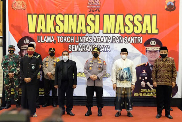 Kapolri Optimis Target Vaksinasi Covid-19 di Jawa Tengah Terwujud