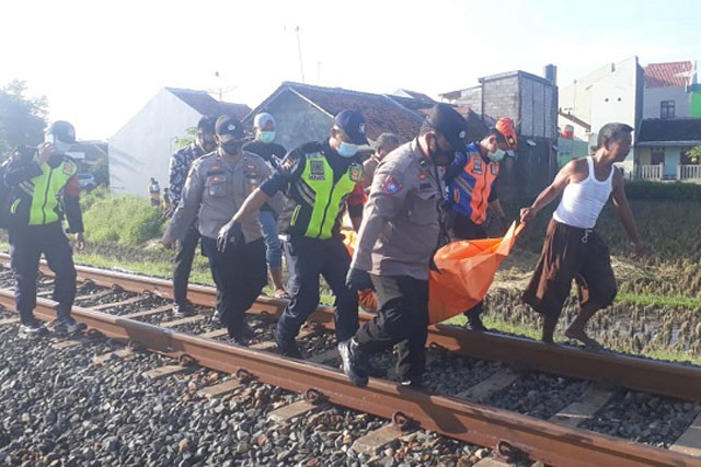 Pria Kebumen Meninggal Tertabrak Kereta Api Kahuripan