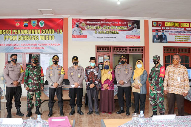 Polda Jateng Kunjungi Posko PPKM Mikro Kabupaten Kebumen