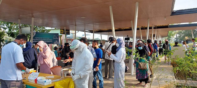 Dermaga Marina Ancol Ricuh, Sudah Swab dan Beli Tiket Pengunjung Batal ke Kepulauan Seribu