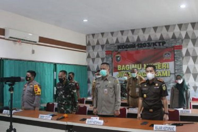 Dandim 1203 Ketapang Ikuti Pembekalan PPKM Skala Mikro