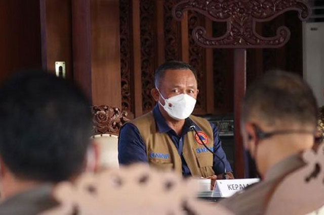 PPKM Mikro Direvisi, Mall Tutup Pukul 5 Sore, Restoran Take Away Sampai Pukul 8 Malam