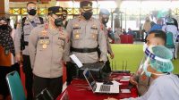Polda Jateng Terjukan 750 Nakes Untuk Vaksinasi Massal