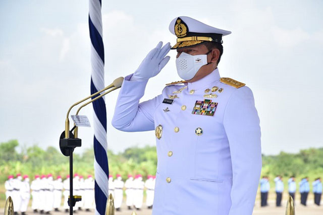 Kasal Pimpin Upacara HUT Ke-65 Penerbangan TNI Angkatan Laut