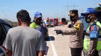 Kecelakaan di Tol Pemalang-Batang KM 308, 8 Meninggal 3 Luka Berat Kecelakaan di Tol Pemalang-Batang KM 308, 8 Meninggal 3 Luka Berat