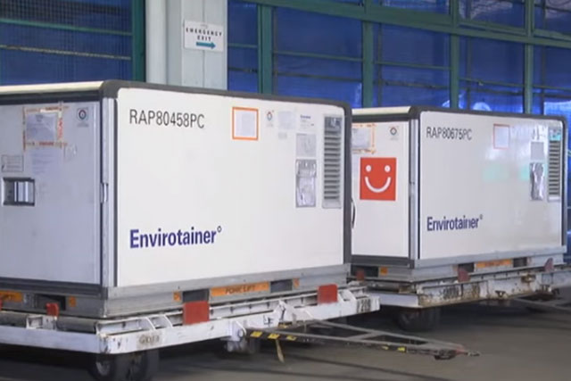 21,2 Juta Dosis Bahan Baku Vaksin Sinovac Tiba Di Bandara Soetta