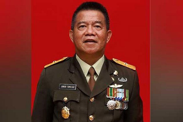 Fenomena Brigjen Junior Tumilaar, Sang Penyambung Lidah Rakyat! Eh… Tapi Kemana Para Wakil Rakyatnya???