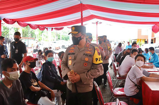 Polda Jateng Gelar Vaksinasi Presisi Serentak di 53 Titik