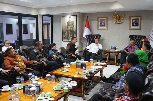 Para Raja dan Sultan Nusantara Akan Datangi MK Untuk Hilangkan Oligarki Politik