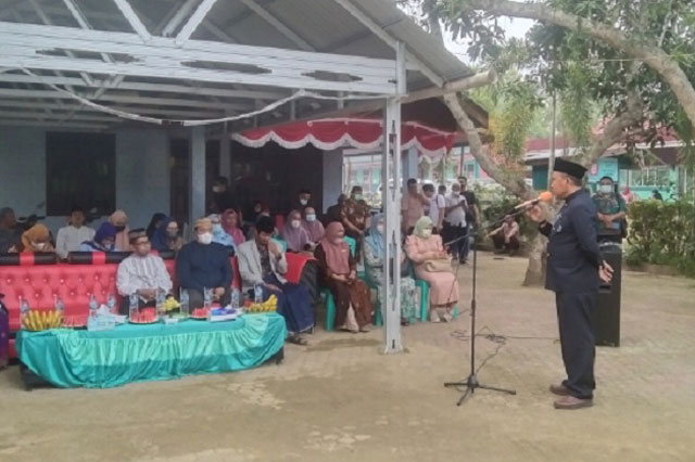 Peletakkan Batu Pertama Pembangunan Pagar Pondok Pesantren Modern Darul Madinah Wonosari
