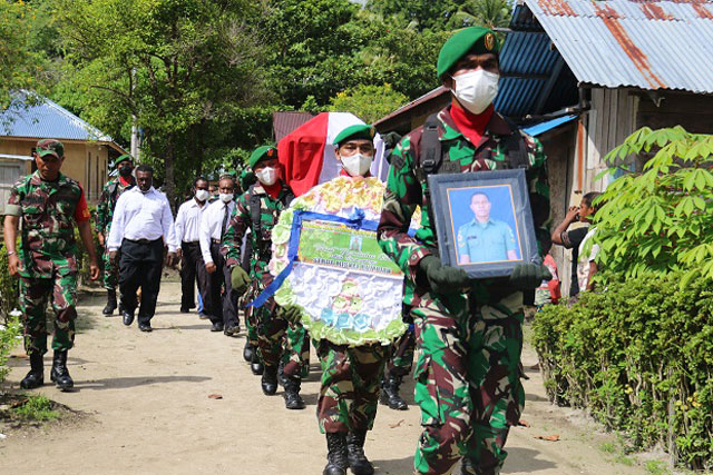 Korban Penembakan KST Sertu Miskel Rumbiak Dimakamkan di Kampung Halaman