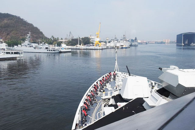 Kapal Perang Indonesia Masuki Perairan India