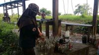 Kwarcab Pramuka Raja Ampat Bersih-Bersih Pantai Waisai Torang Cinta