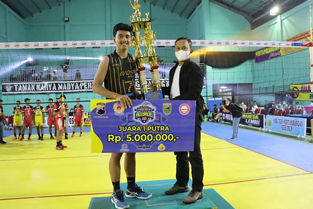 Klub Ivos Jadi Juara Kejurkab Bola Voli Indoor Piala Kapolres Kebumen