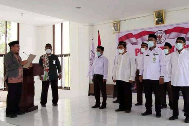 Pesan Bupati AFU Pada Pelantikan Pengurus Badan Wakaf Indonesia Raja Ampat