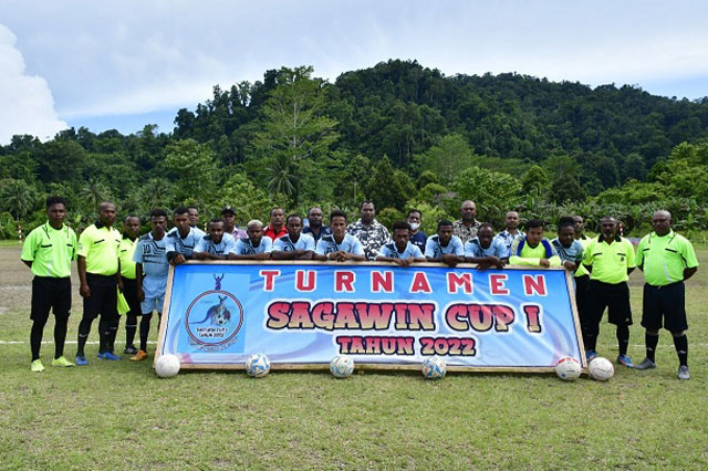 Wakil Bupati Raja Ampat Tutup Turnamen Sagawin Cup I
