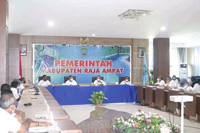 Sinkronkan Data LKPJ, Pemda Raja Ampat Gelar Rapat Koordinasi
